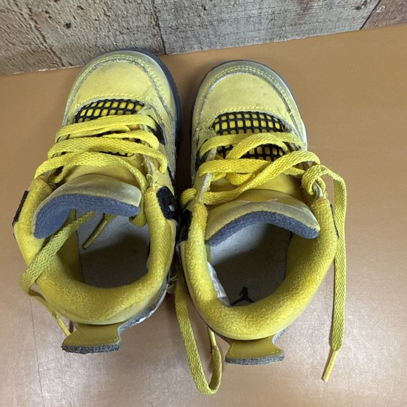 Nike Air Jordan Retro 4 Boys Size 7C Yellow Athletic Shoes Sneakers BQ7670-700 - Picture 6 of 13
